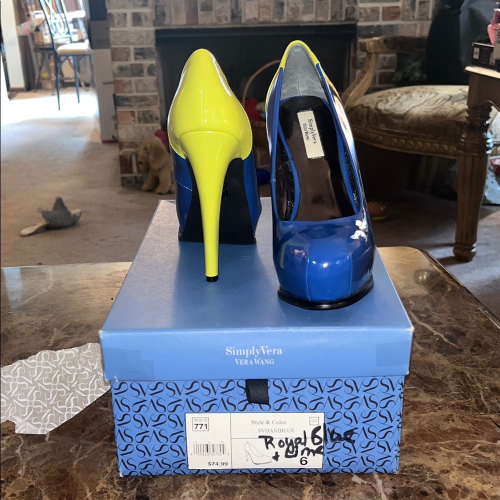 Simply Vera Vera Wang Vibrant Blue and Neon Yellow Heels